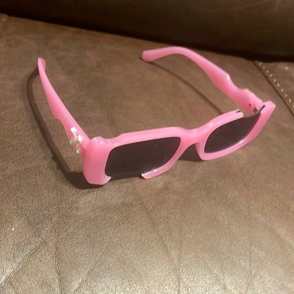 Off-White Other - COPY - Off-white cady cut sunglasses Pink!!!